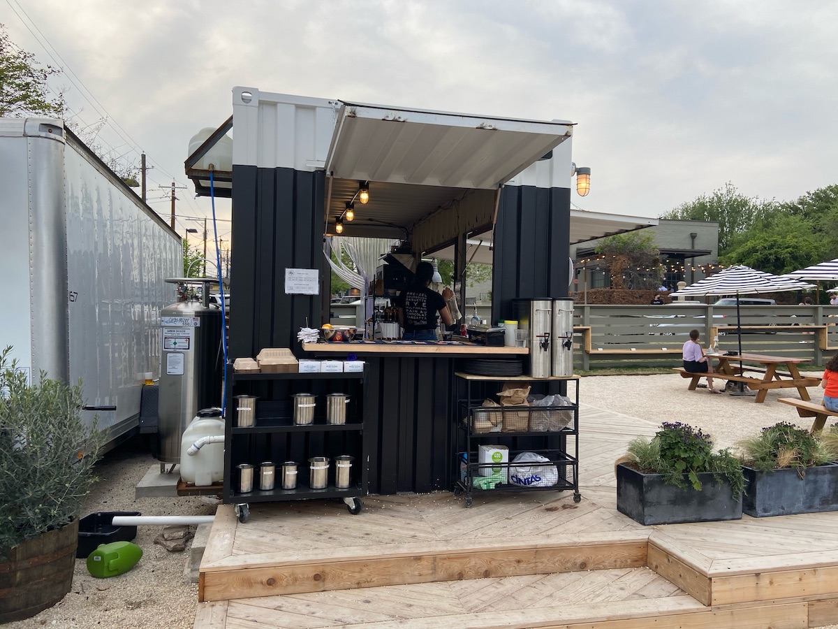 Cafe shipping container restaurant