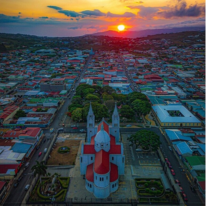 Top 10 Things About Living, Assisted Living, Working, and Building in Costa Rica
